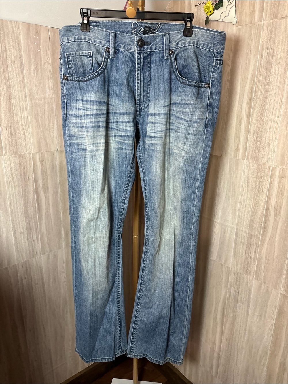 Royal Premium Men's Light wash Jeans Size 36x32 Y2K Style Denim